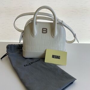 Balenciaga Ville Bag Crocodile Embossed Leather
XXS White